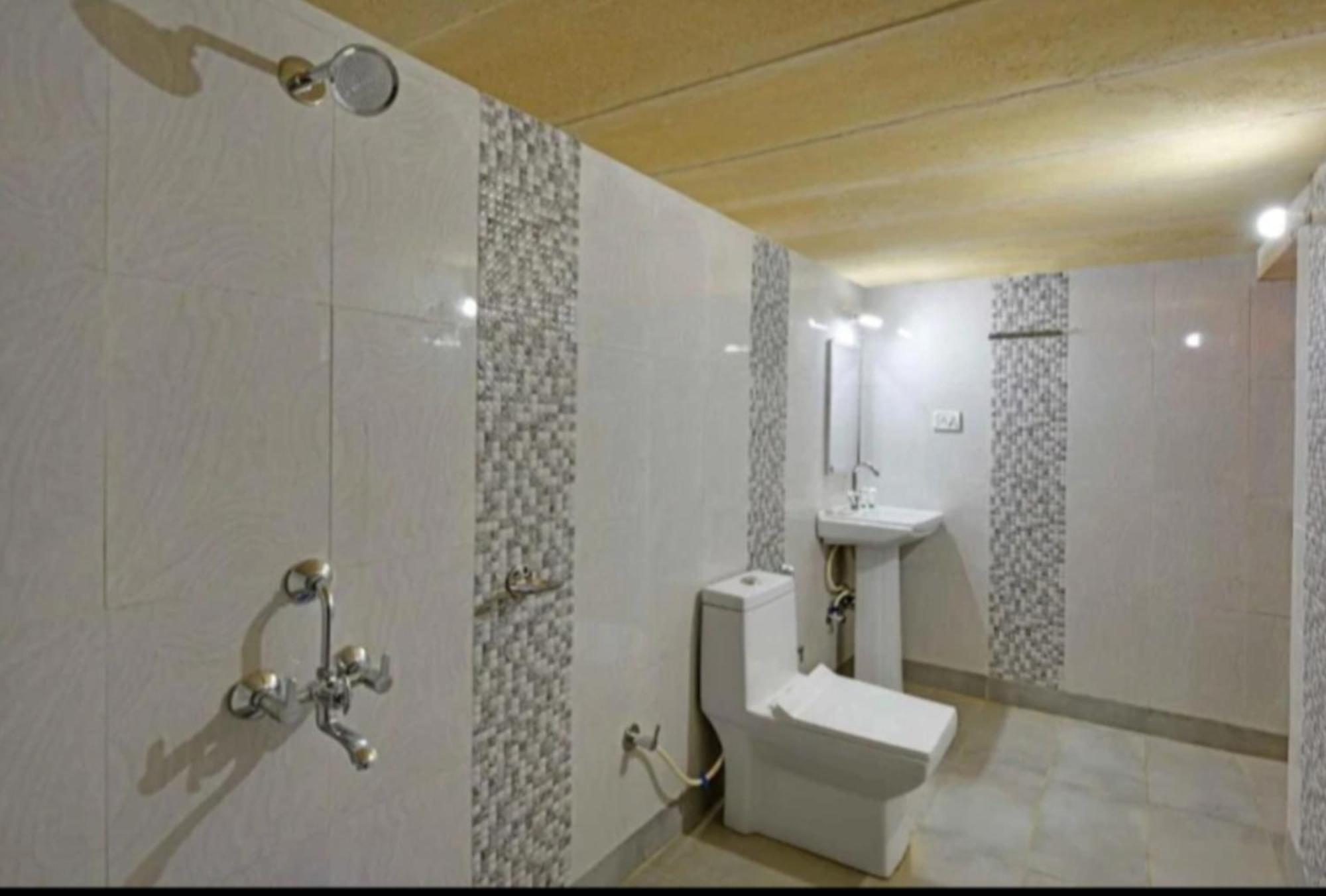 Hotel Ozaki Heritage جيلسامر المظهر الخارجي الصورة